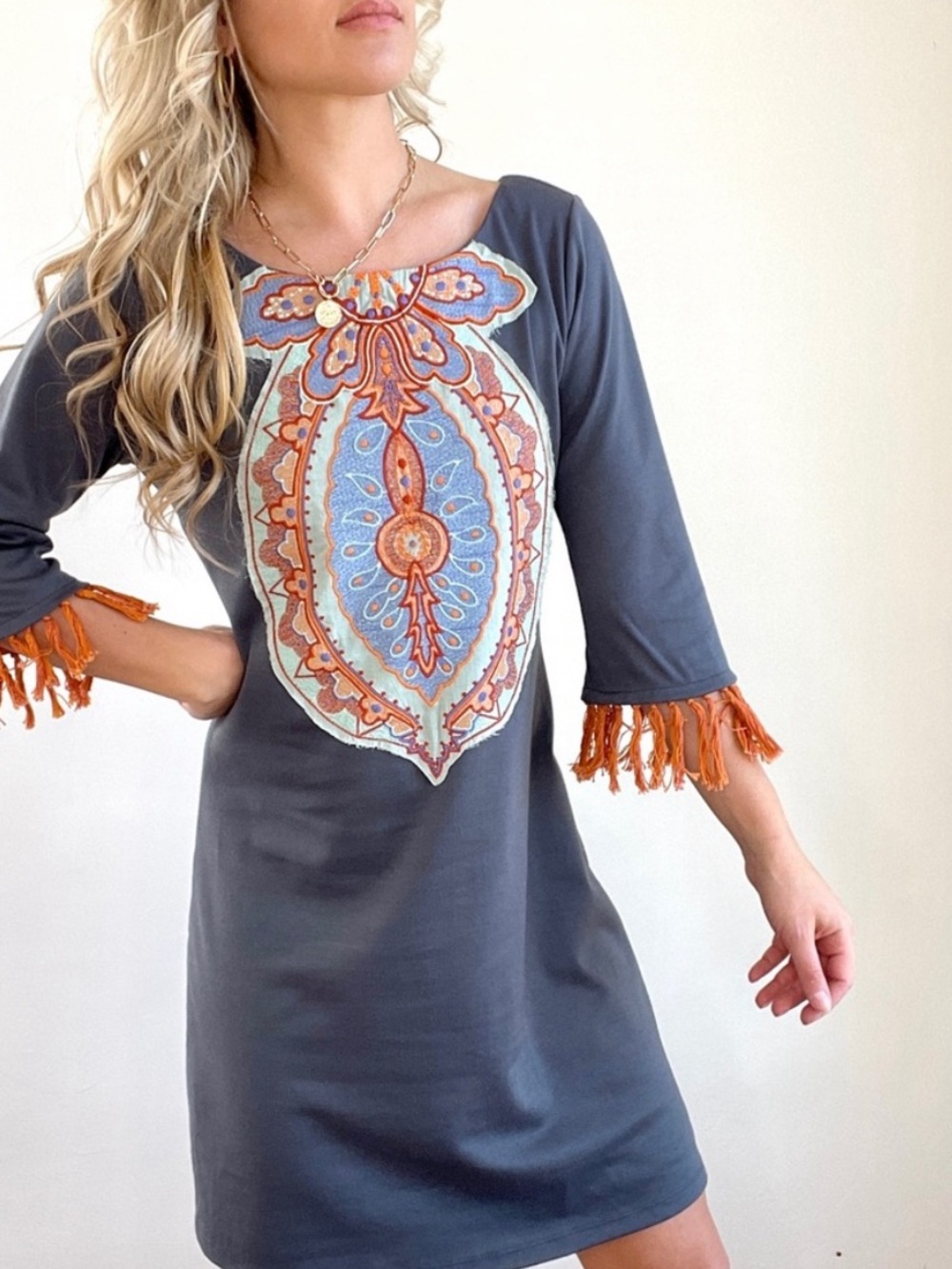 Missy Robertson gray long sleeve dress with orange fringe size small S B100
